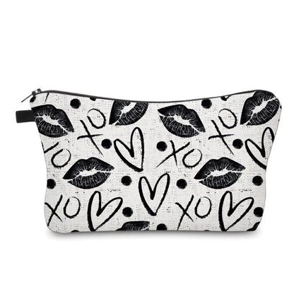 Pouch - Heart XO Lips