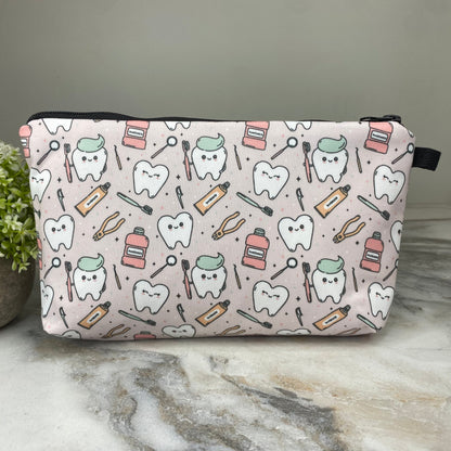 Pouch - Tooth Dental Hygiene on Pink